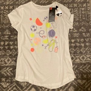 NWT under armor shirt ( youth large)